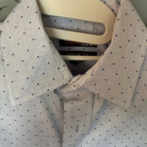 Kirkland Signature Men's Dress Shirt with Blue Dots
